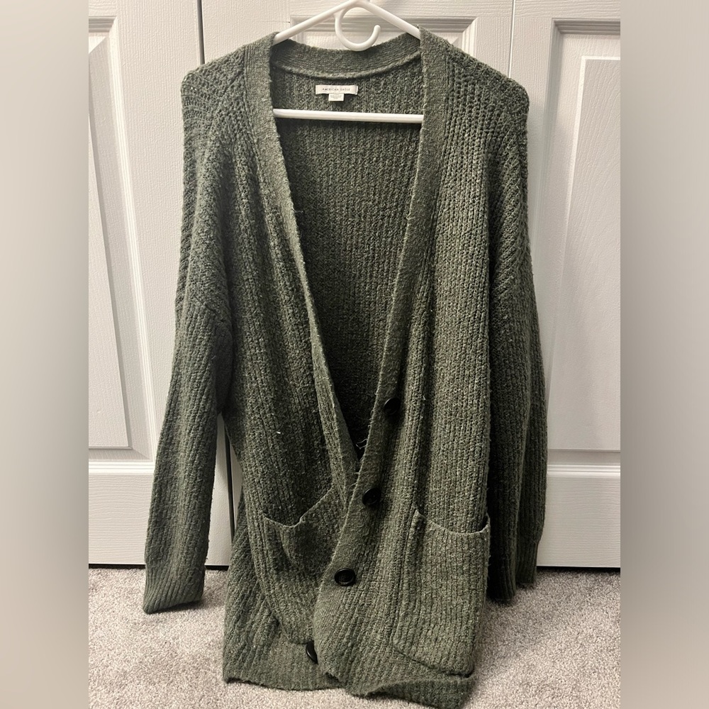 American Eagle Green Size Large Cardigan